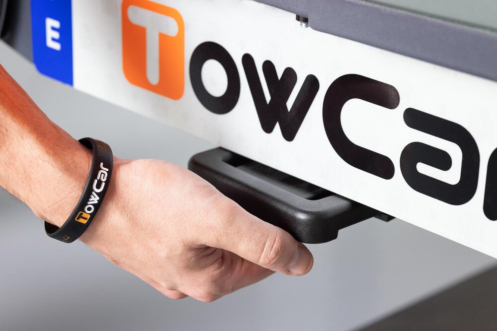 Towbox V3 Urban Zwart 400 liter trekhaakbagagebox