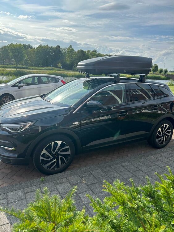 Dakkoffer Farad Koral N20 mat zwart 480 Liter + dakdragers Kia Xceed Stationwagon vanaf 2020