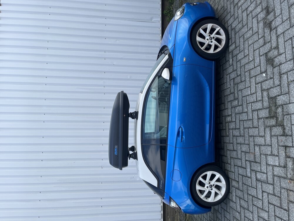 Dakkoffer PerfectFit 400 Liter + dakdragers Fiat Grande Punto 5 deurs hatchback 2005 t/m 2012