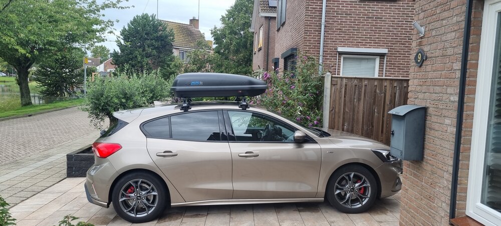 Dakkoffer PerfectFit 400 Liter + dakdragers Ford Mondeo SW vanaf 2014 voor gesloten dakrail