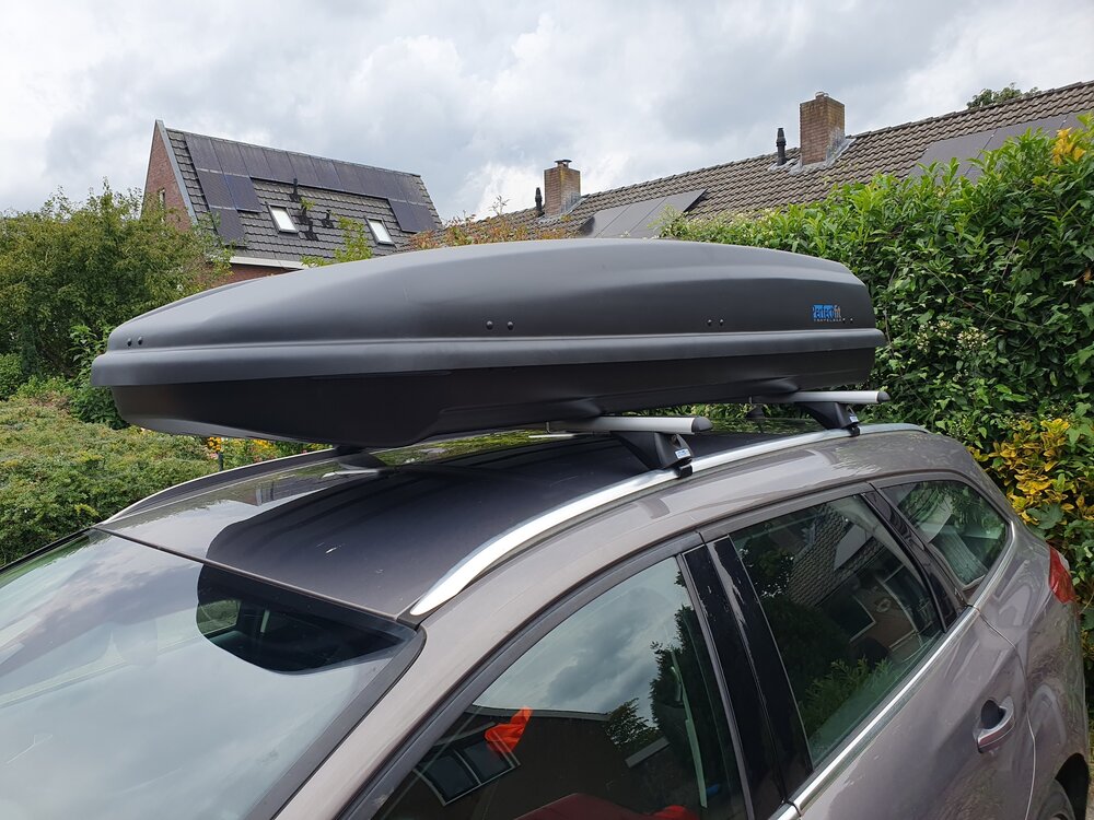 PerfectFit dakkoffer 500 liter + PerfectFit dakdragers BMW X5 2007 t/m 2013