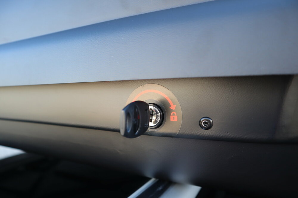 PerfectFit dakkoffer 500 liter + PerfectFit dakdragers BMW X5 2007 t/m 2013