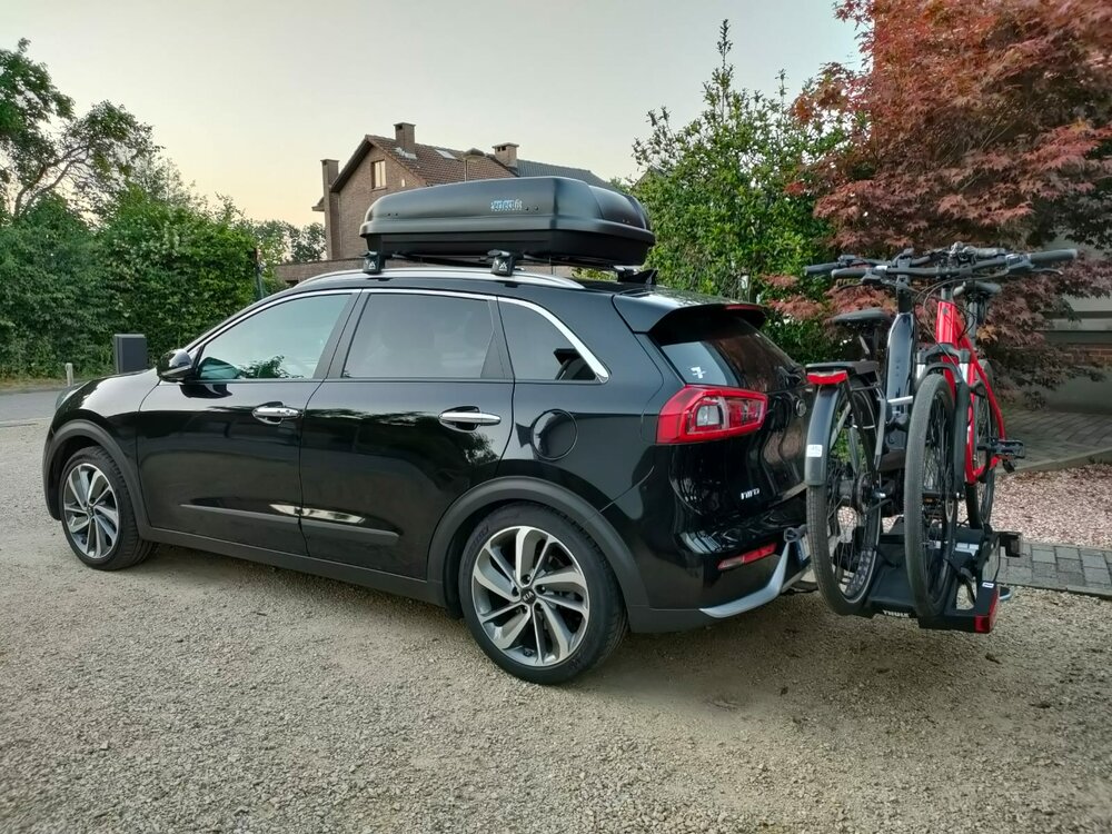 PerfectFit dakkoffer 400 liter + PerfectFit dakdragers Renault Scenic E-Tech vanaf 2024