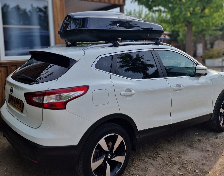 Modula dakkoffer Ciao 430 liter + Nordrive dakdragers Peugeot 408 4 deurs sedan vanaf 09/2022
