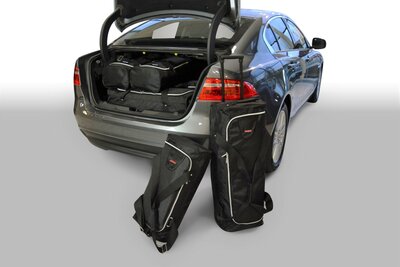 Carbags reistassenset Jaguar XE 4 deurs sedan vanaf 2015