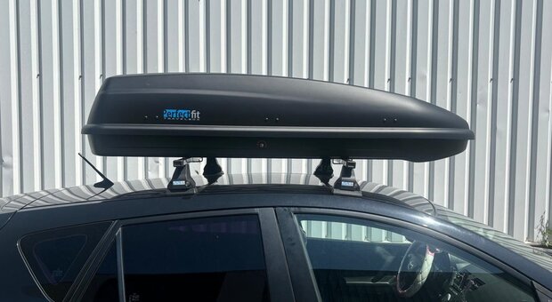 Dakkoffer PerfectFit 440 Liter + Dakdragers Kia X-Ceed 5 deurs hatchback vanaf 2019