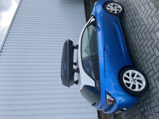 Dakkoffer PerfectFit 400 Liter + dakdragers Toyota Auris SW (E18) 2013 t/m 2018 voor gesloten dakrail