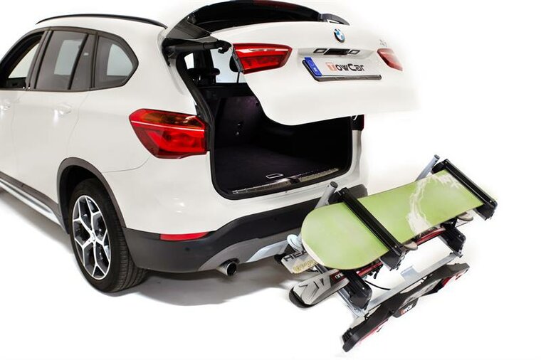 Skidrager trekhaakmontage voor 4 paar ski&#039;s Towcar Aneto