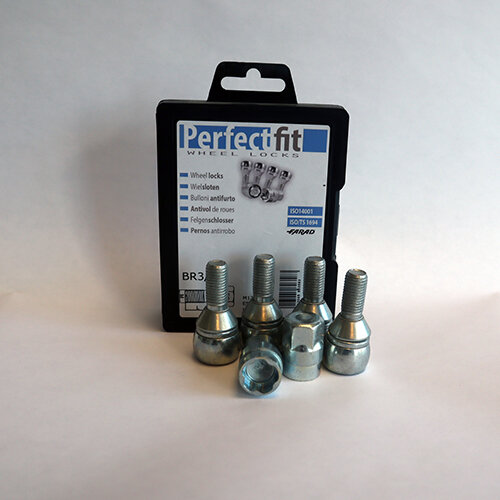 Wielslot/Velgslot speciaal voor Renault Laguna II (velgen met 5 gaten) tot 08/2005 Complete set