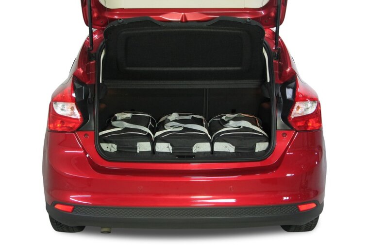 Carbags reistassenset Ford Focus III 5 deurs hatchback 2010 t/m 2018