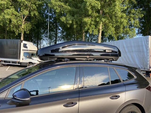 Dakkoffer Modula Evo 550 liter Hoogglans zwart