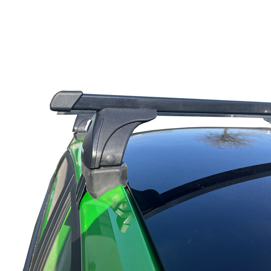 PerfectFit dakkoffer 400 liter + Nordrive dakdragers Mitsubishi Colt 5 deurs hatchback vanaf 12/2023