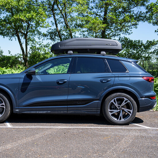 Modula dakkoffer Evo 470 liter + Nordrive dakdragers Audi Q8 vanaf 2018