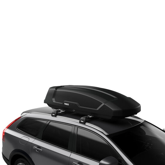 Dakkoffer Thule Force L 450 liter + dakdragers Volvo XC40 vanaf 2018 voor gesloten dakrail