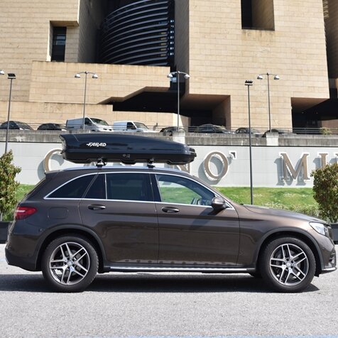 Farad dakkoffer Koral N20 480 liter - Mat zwart + PerfectFit dakdragers Cupra Leon stationwagon vanaf 2020